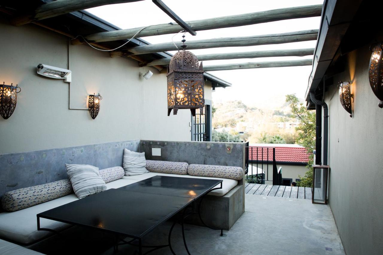 Olive Grove Guesthouse Windhoek Exterior photo