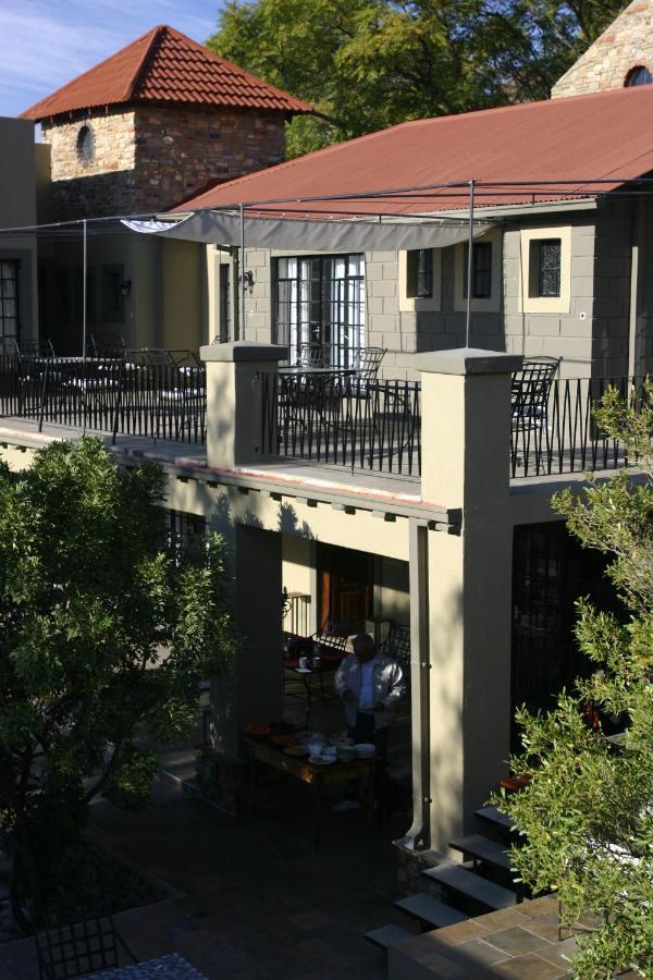 Olive Grove Guesthouse Windhoek Exterior photo